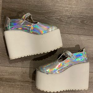 Unif mary jane platforms size 7